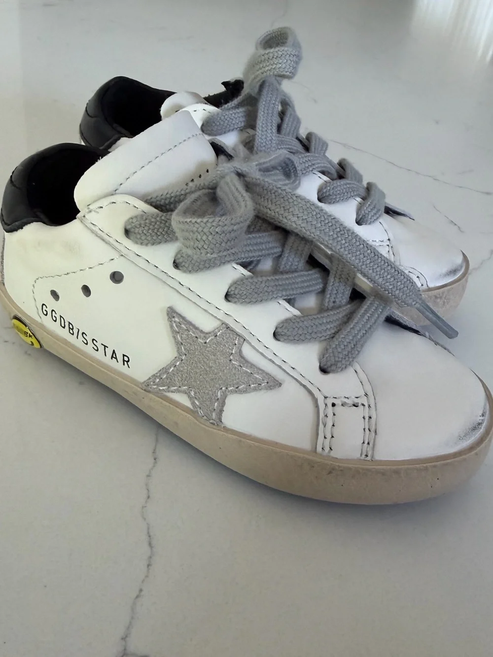 Golden Goose White Kids Sneakers with Grey Star - Size 21(5-5.5)